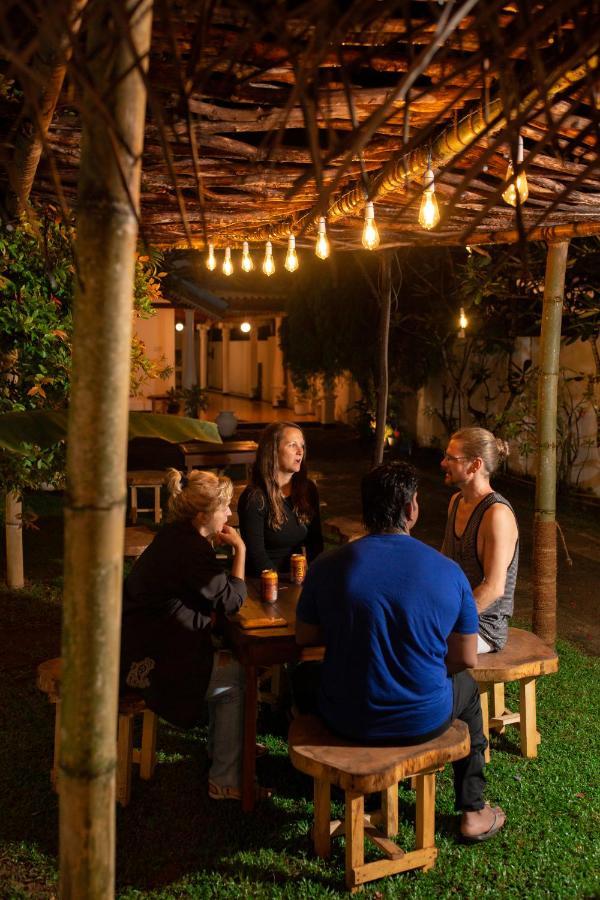 The Soul Inn Kabalana Ahangama Buitenkant foto