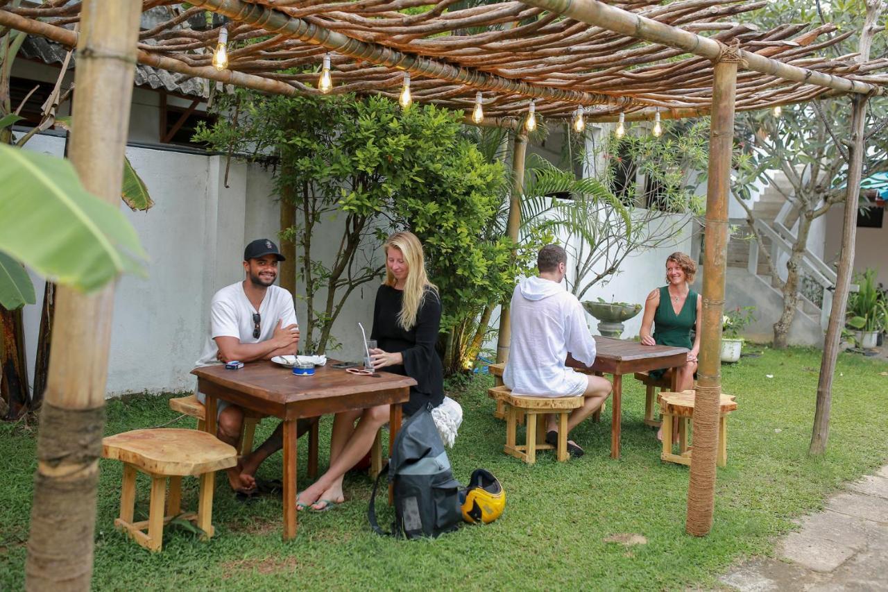 The Soul Inn Kabalana Ahangama Buitenkant foto
